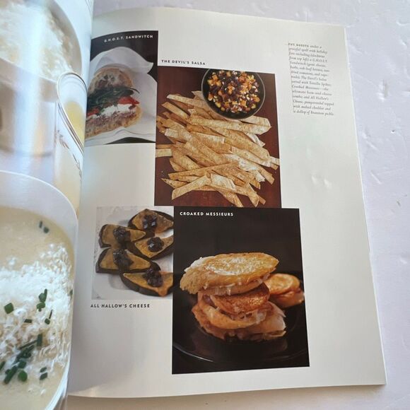 Vtg HALLOWEEN The Best of Martha Stewart Living Paperback Book 2001 1st Edition - Picture 11 of 16